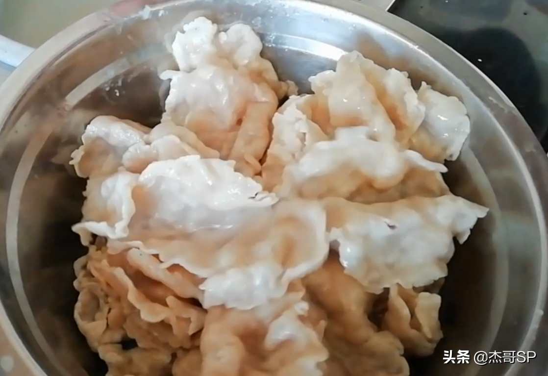 Acid slips sweet tenderloin of hot flesh of acerbity soup hammer, fleshy tender soup is beautiful, acid is hot tastily