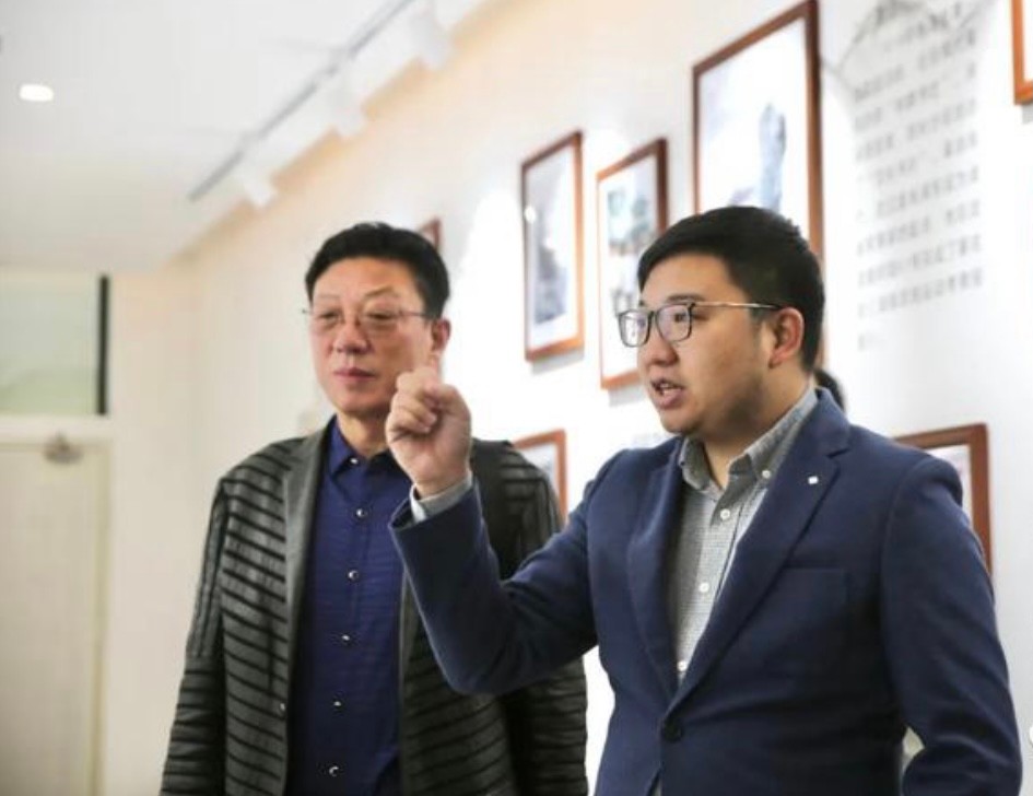 湖北省文化產業商會一行到華視集團考察交流