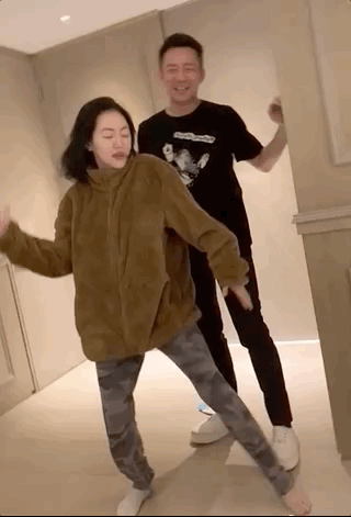 汪小菲慶與大s結婚十週年，夸其為小女孩，鴿子蛋鑽戒惹秦昊注目