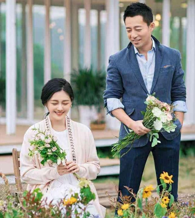 台媒曝大S汪小菲离婚！正在办手续男方已回应，才刚庆结婚10周年