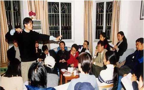 马云说年轻人压力大是好事，那他年轻创业时是