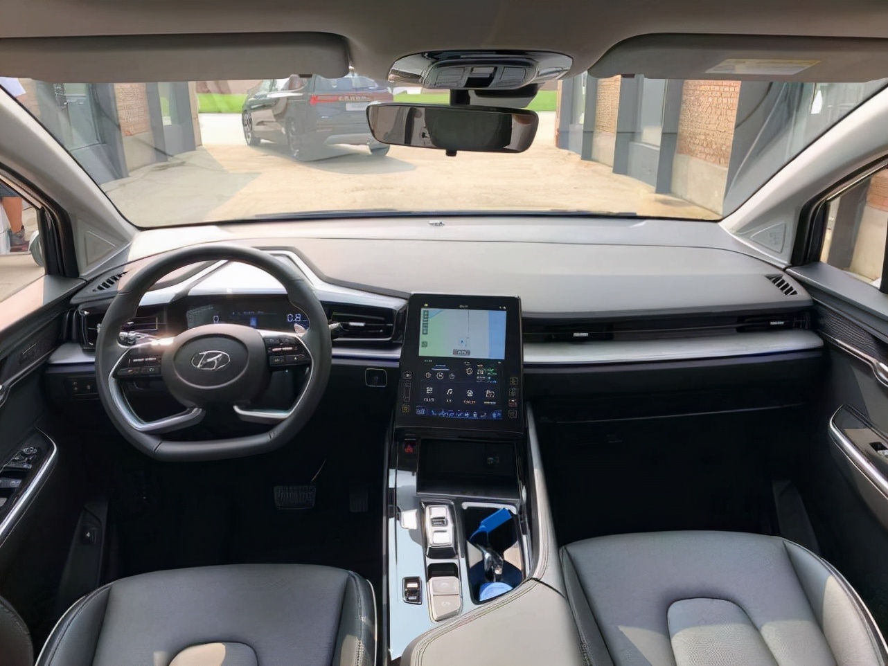 四大MPV齐聚成都车展：韩版GL8将预售，比亚迪“夏”或亮相？