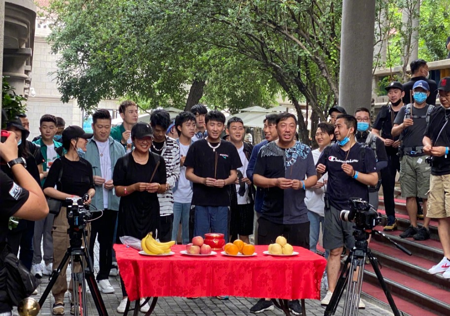 德云班主携弟子集体“营业”难道德云团综要播出了?