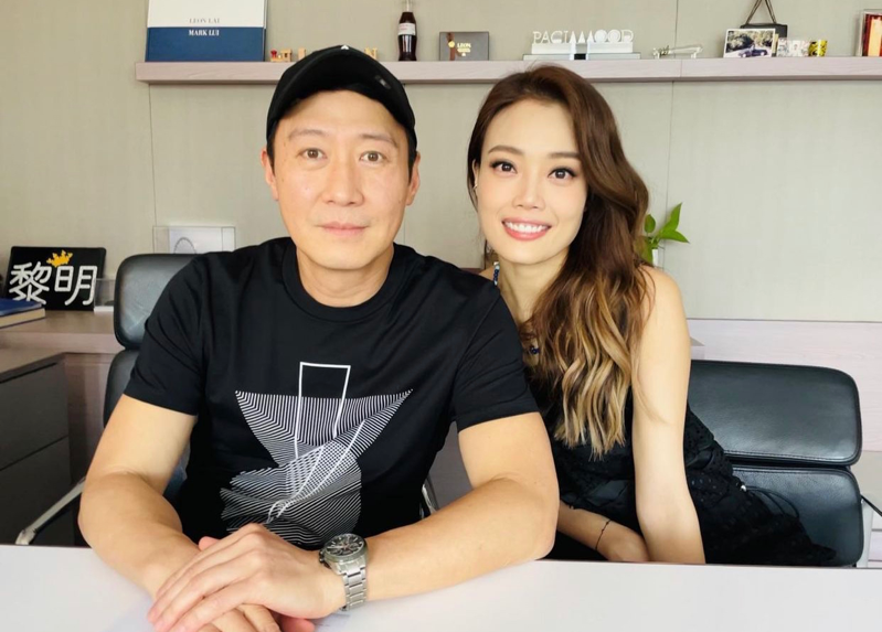 四大天王集齐！黎明开演唱会，郭富城刘德华张学友齐送花篮