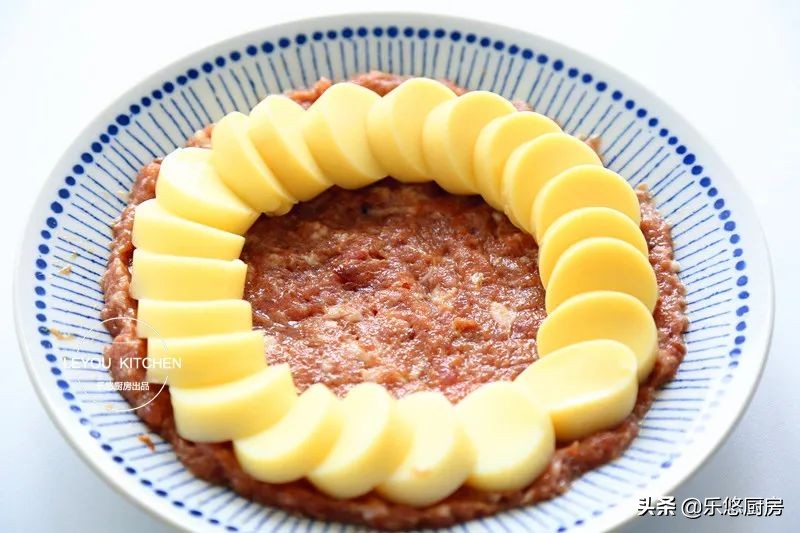 滑嫩多汁，不用炒、不用闻油烟，蒸一蒸就可以的夏日简单菜