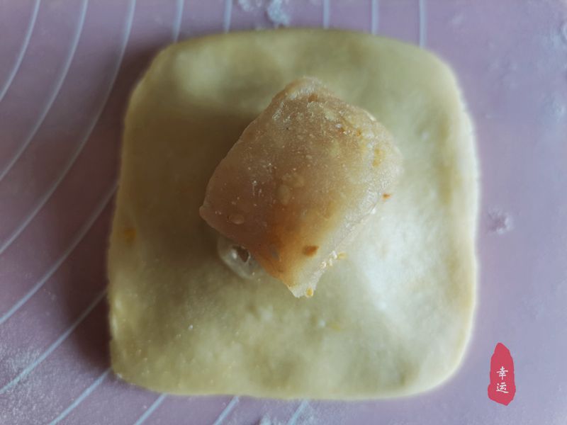 女神節的甜品製作完成，心情暢快如花，外酥內糯層次豐富