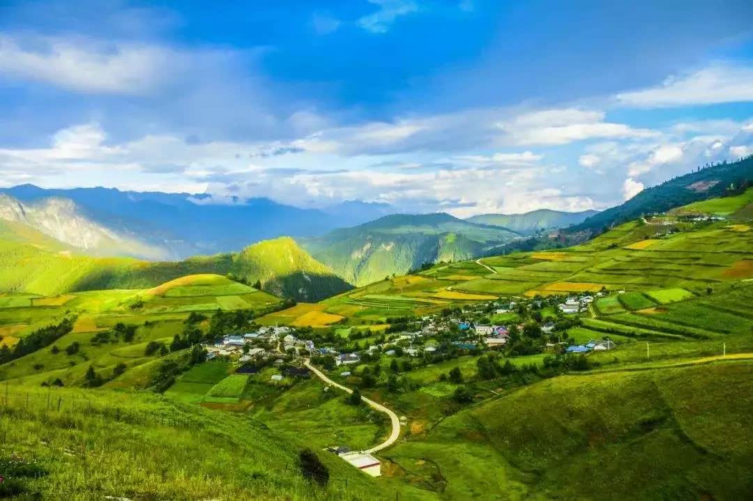 Check out the most worthwhile routes in China for self-driving, and enjoy the scenery of the motherland’s highways