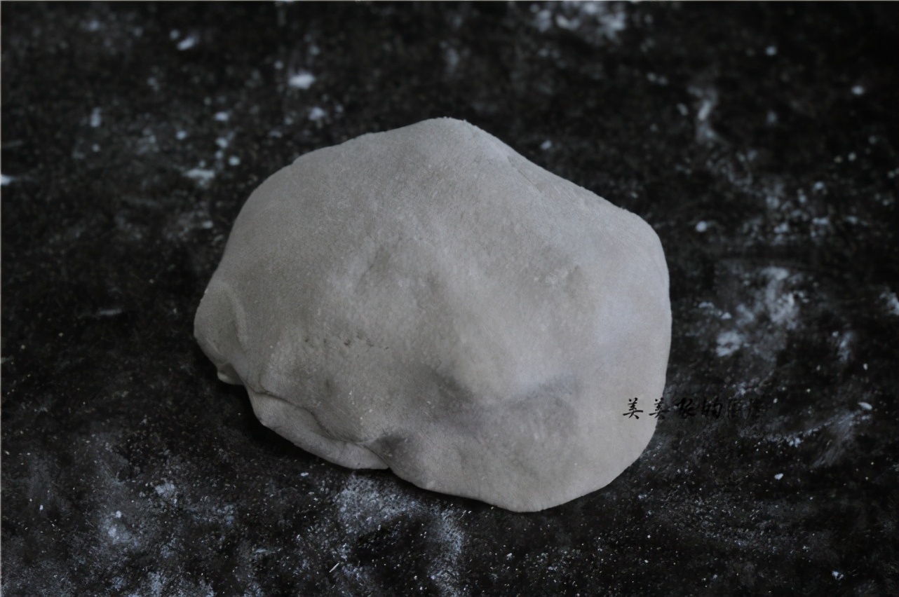 芋头是个“宝”，香糯细腻，营养极高，打碎拌好做早餐，太香了