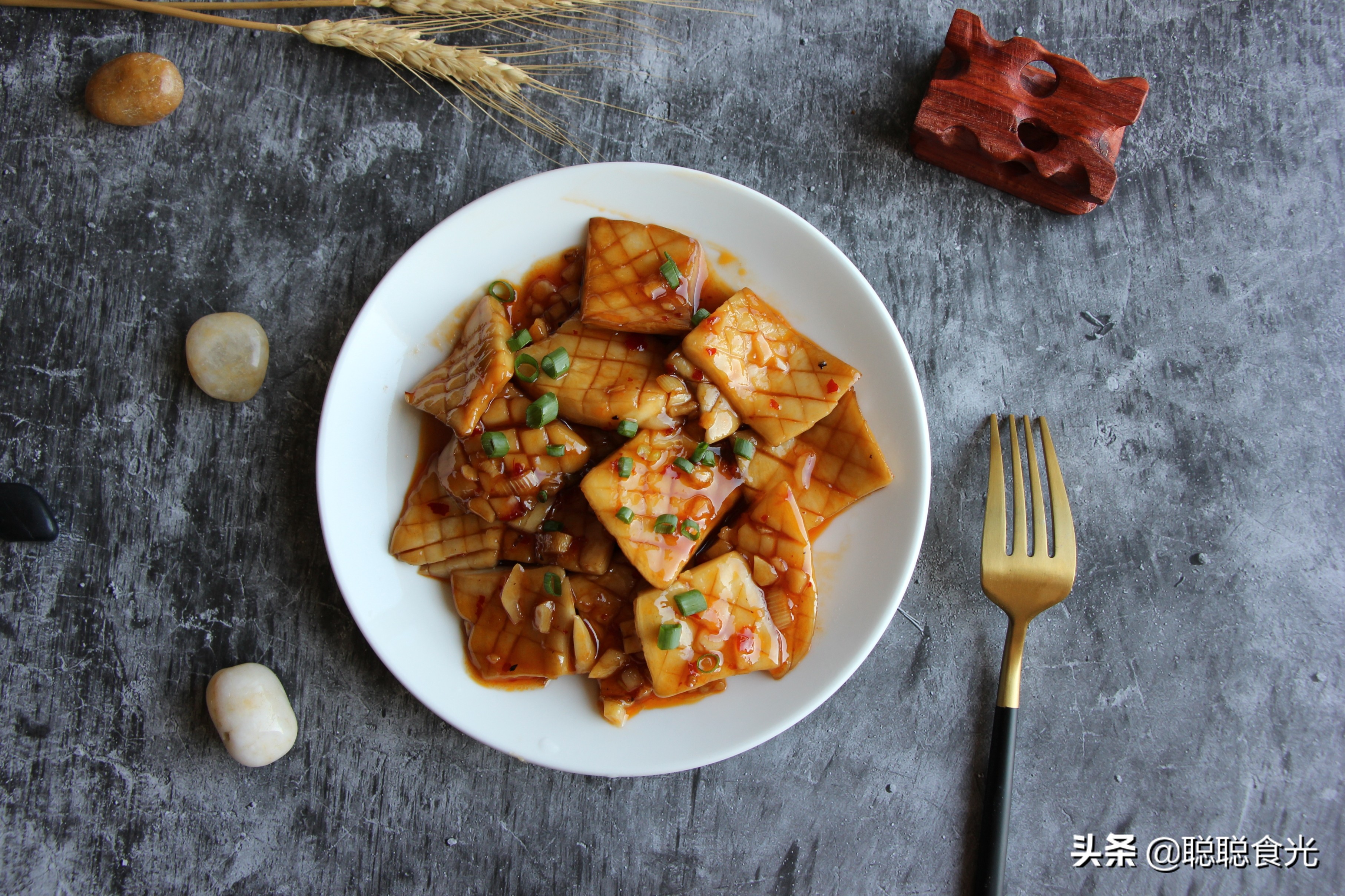 Don’t just stir-fry pleurotus eryngii. The chef at the restaurant will teach you three delicious methods, without changing the meat.