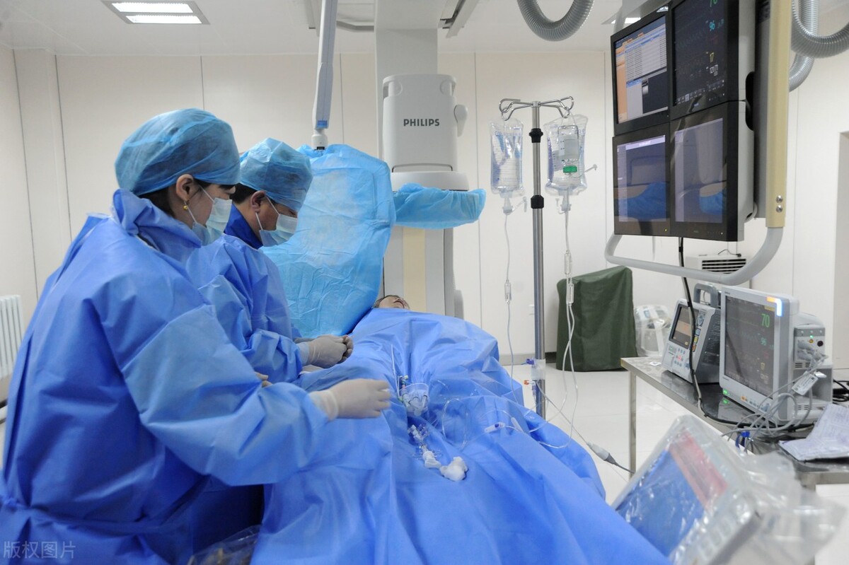 7百元的支架与2万元的新型药物球囊，心脏病患者