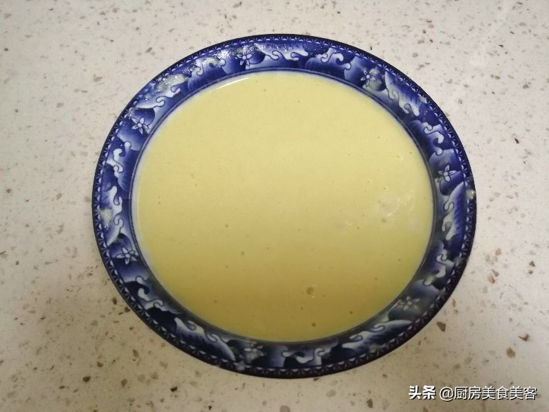 If you want to eat cake, you don’t need to go out to buy it, teach you to make it at home.  Without a drop of water, the children rush to eat out of the pot.