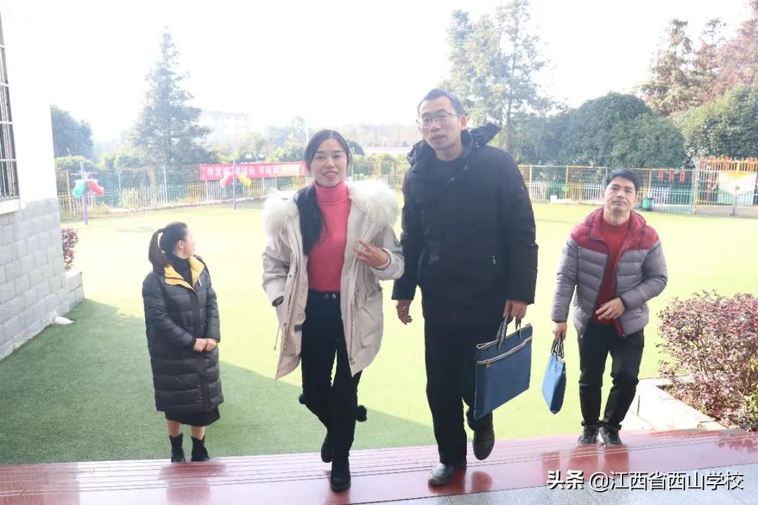 进贤县教体局评估检查组莅临西山学校幼儿园检查指导工作