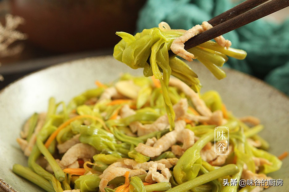 炒菜前，這6種蔬菜必須要焯水，很多人不懂，以後別再直接下鍋了