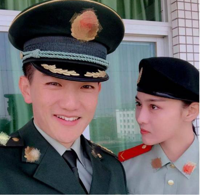 为何张馨予婚前婚后大变样？女人和谁在一起，