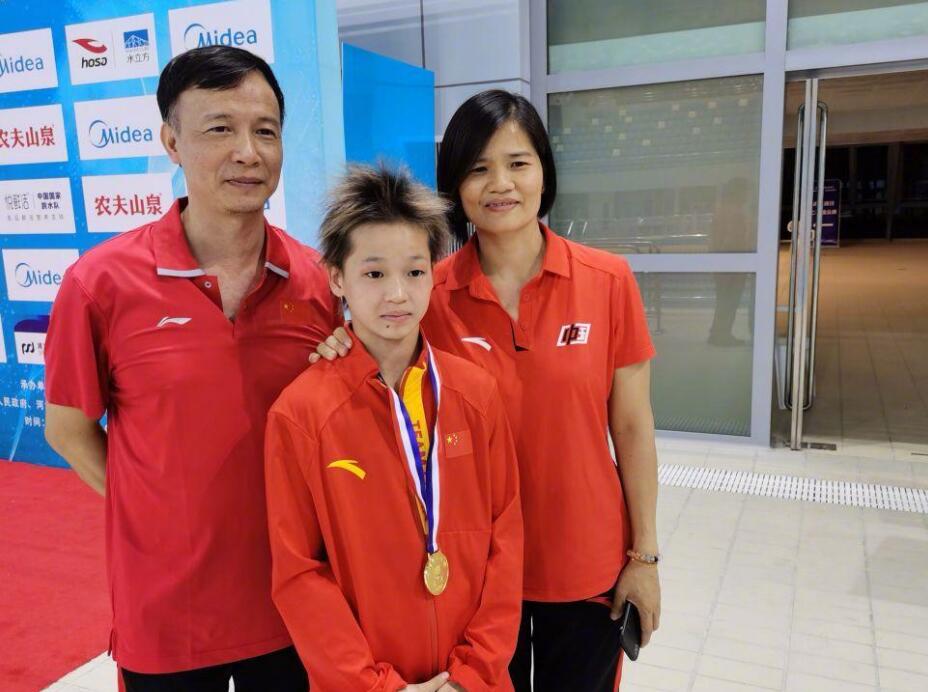 揭秘全红婵5兄妹：10岁五弟也是天才，四妹高她10厘米大哥当厨师