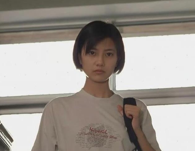 多次插足当三，她依然是无数人的女神，高圆圆