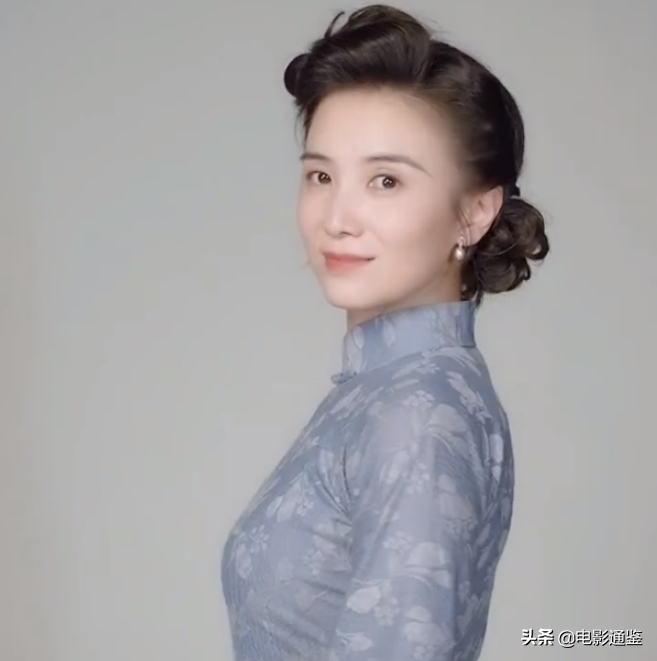 《1921》海报，以为殷桃宋轶够美，却被刘诗诗赵