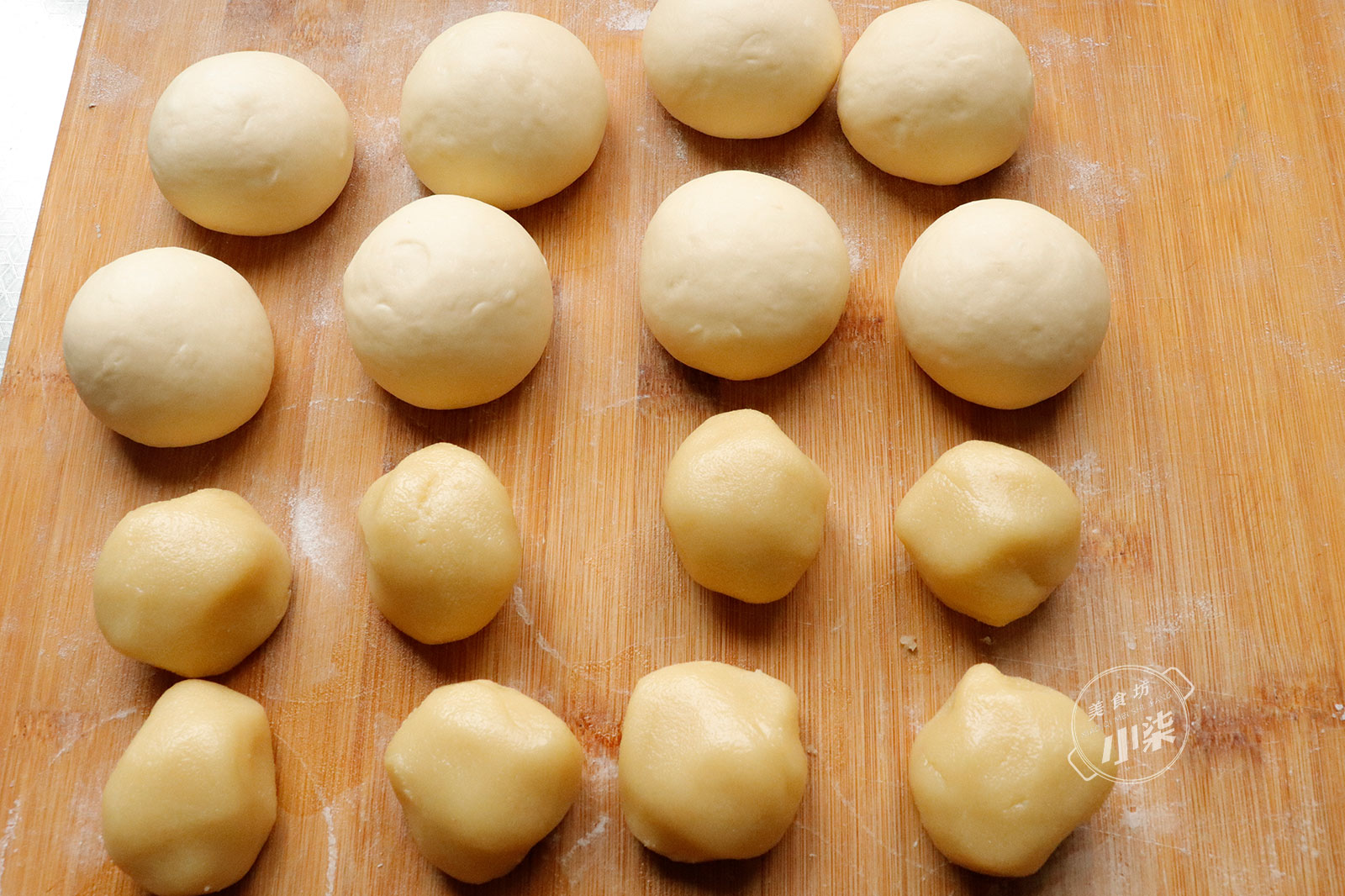 這個燒餅太香了，無技巧無難度，一切一擀層次多，香酥不膩特好吃