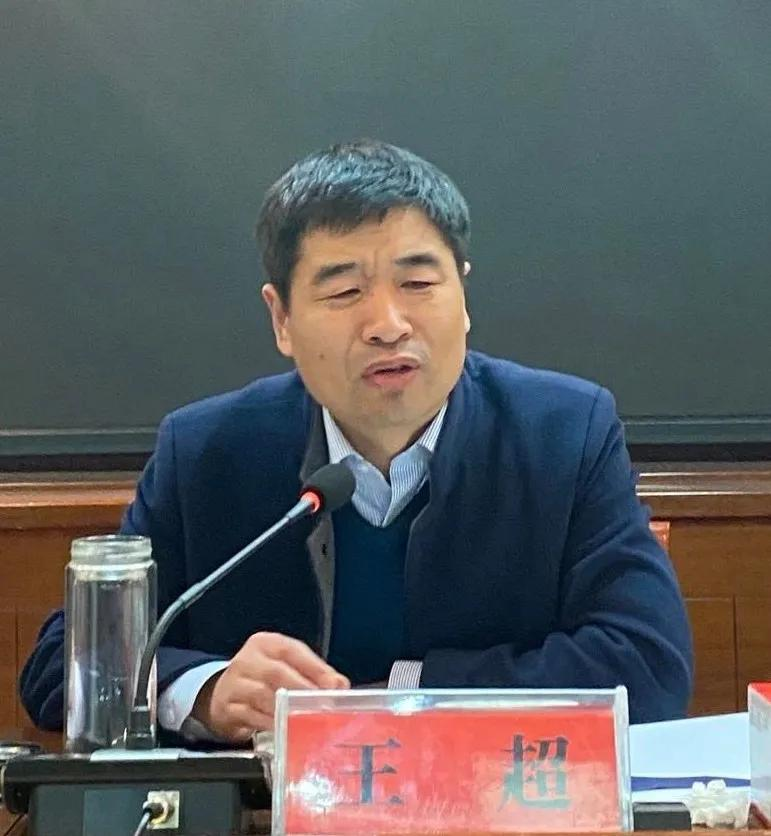 兰陵县新兴镇举办乡村振兴“怎么看、怎么办、怎么干”大讨论活动