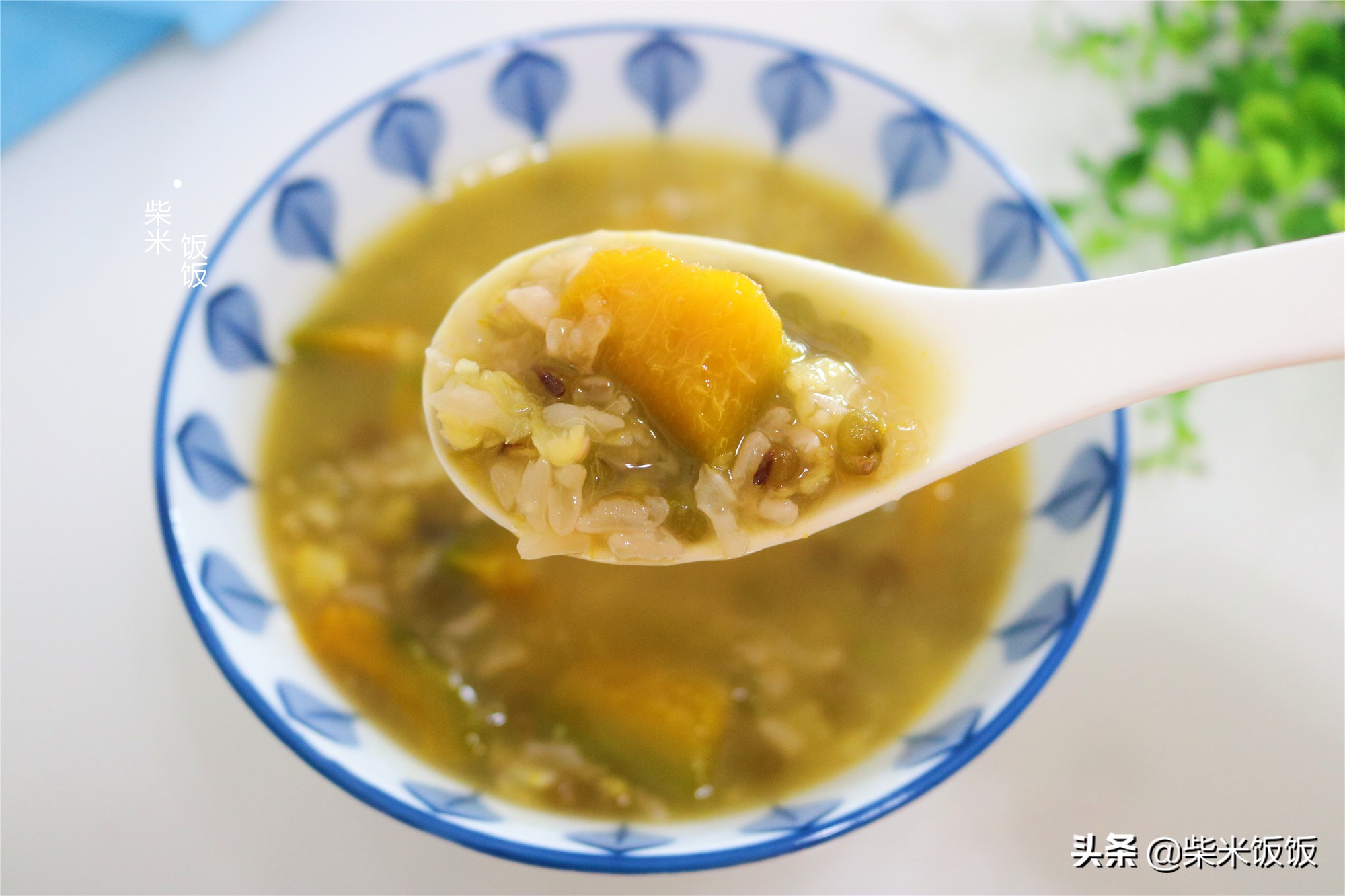 夏季天熱，我家常煮這款粥，清甜滋潤，解暑養脾胃
