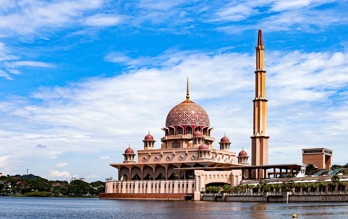 中国斥资800亿打造的皇京港，却令美新两国焦虑