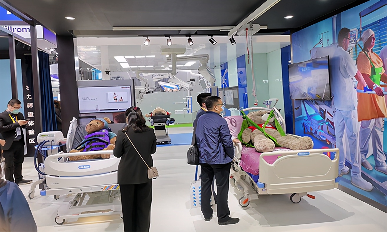 记者带你逛进博 |&nbsp;医疗器械医药保健展区关注度高