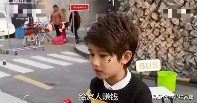 8岁成团，从出道到解散只用4天，牵出了一条价值百亿的产业链