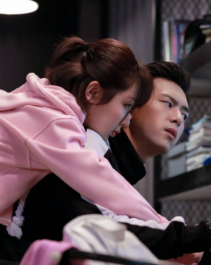 韩商言,佟年夫妇壁纸大放送:一辈子那么长,我都给你