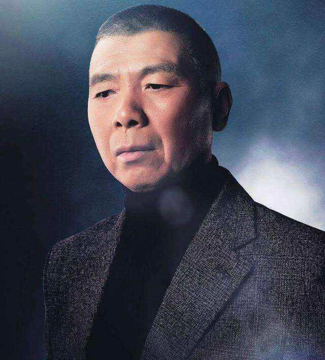 永远放不下的仇？冯小刚邓超14年再无合作，看他俩11年恩怨情仇