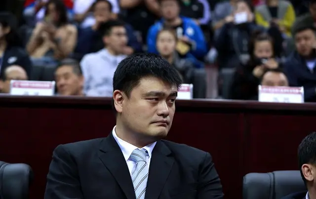 当年姚明为什么会说广厦队夺冠就聘请李春江担任中国男篮主教练？