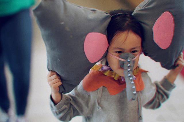 孫莉曬女兒自製戒指，多多伸手大方展示，心靈手巧被讚全能隨黃磊