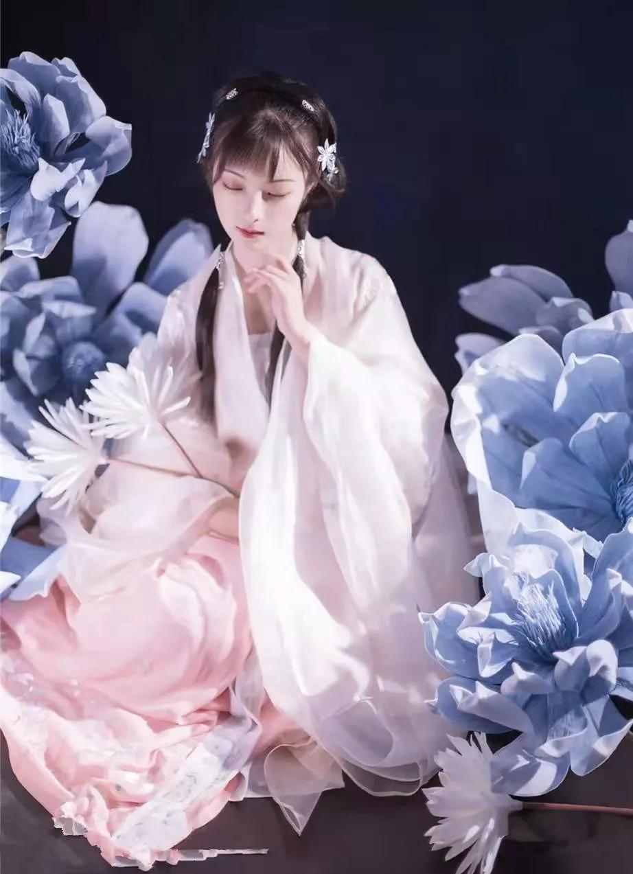 世界藝術家排行榜【每日一星 】舒耀瑄 曾令旗 姜莉莉