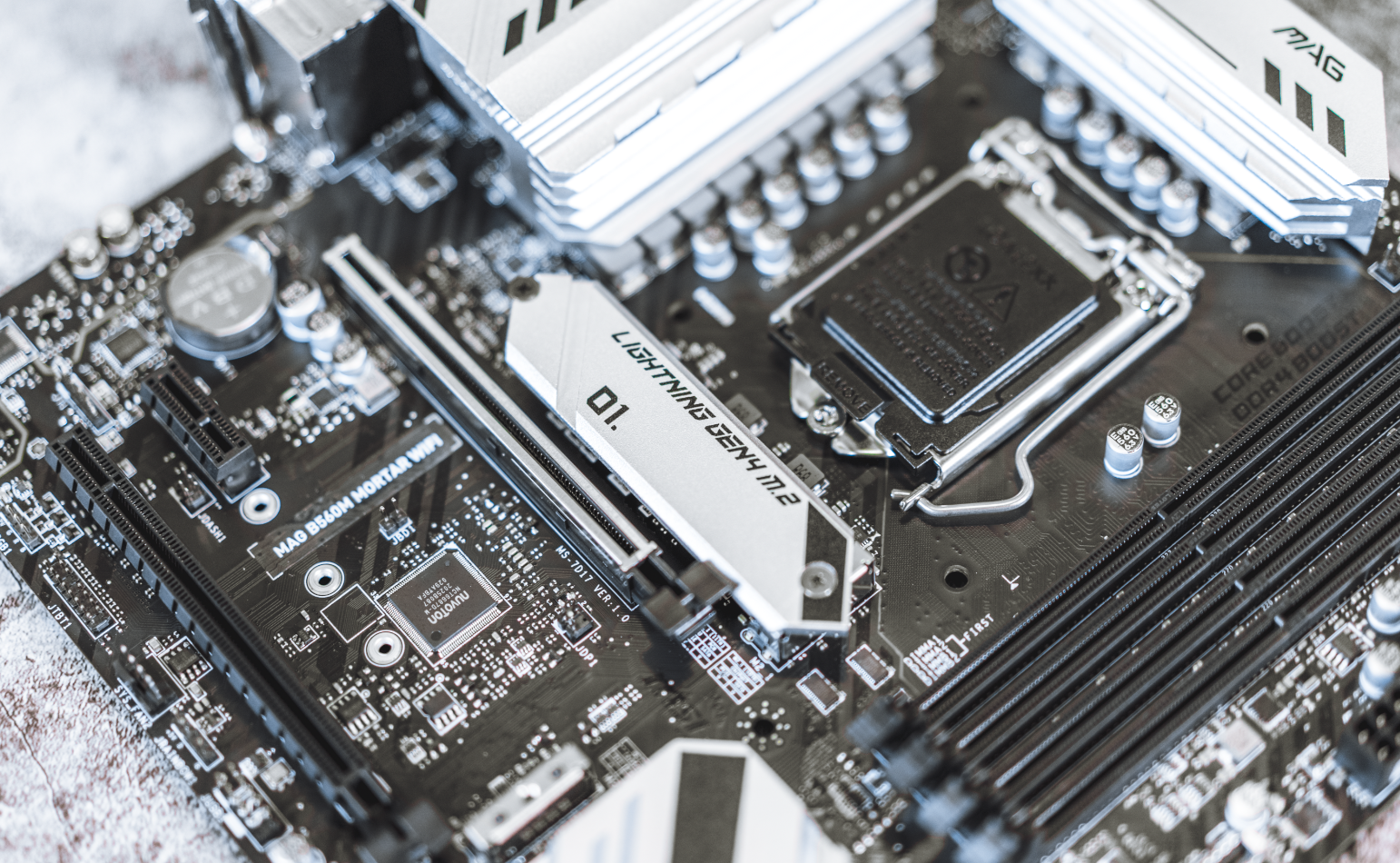 向AMD开炮！中端主板不能内存超频？intel正式终结
