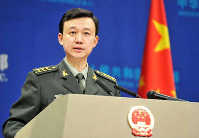 1天之内，美军兵分两路“闯南海”，解放军全程监视