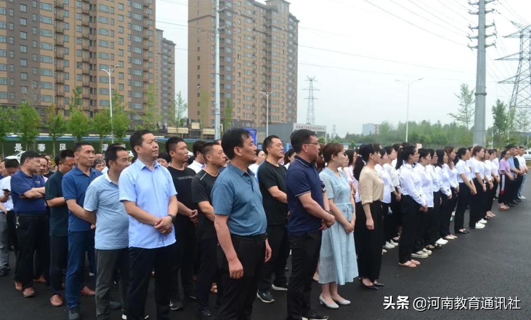 河南省澠池高級(jí)中學(xué)教育集團(tuán)舉行揭牌儀式(圖4)
