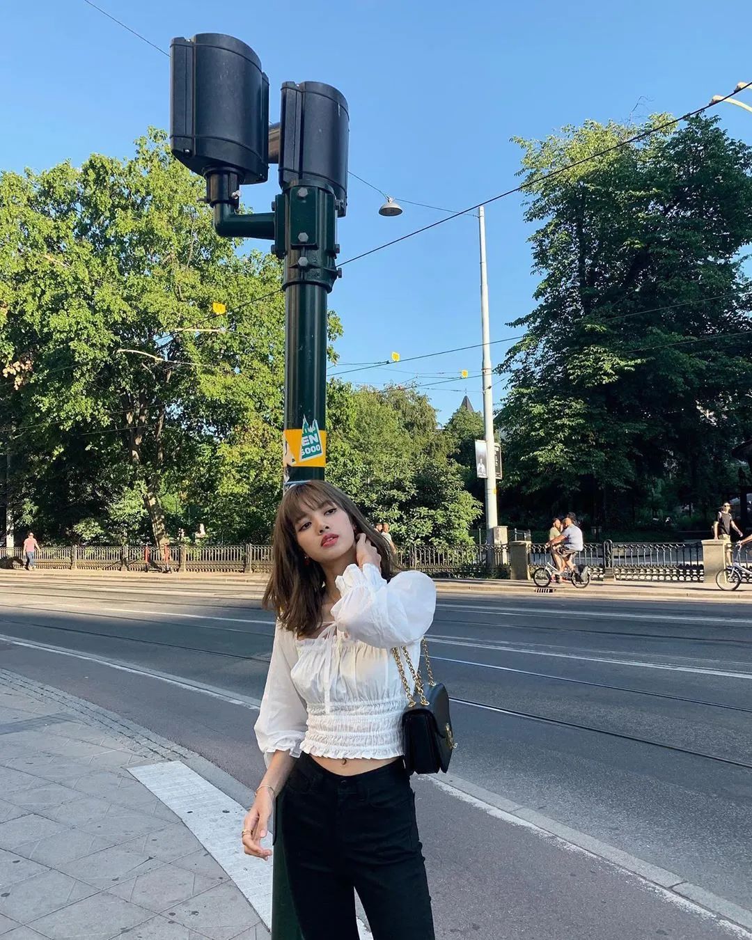 被BM风“封杀”的100斤女孩，为何越来越多的“不