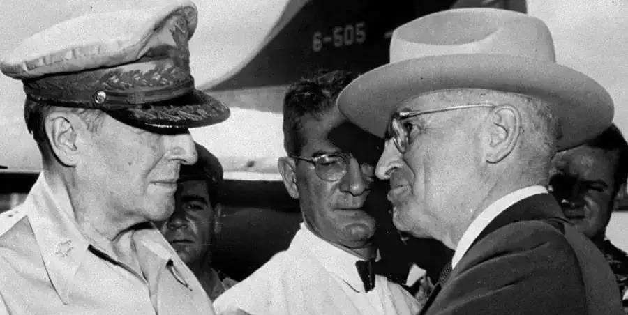 朝鲜战场彭德怀有多厉害？连拿美军13颗将星，成