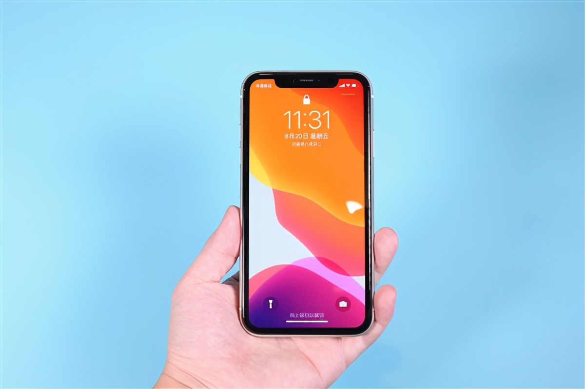 2020手机出货量前10数据,iPhone前三（11、SE、12）、紧跟随后是三星Galaxy系列A51、