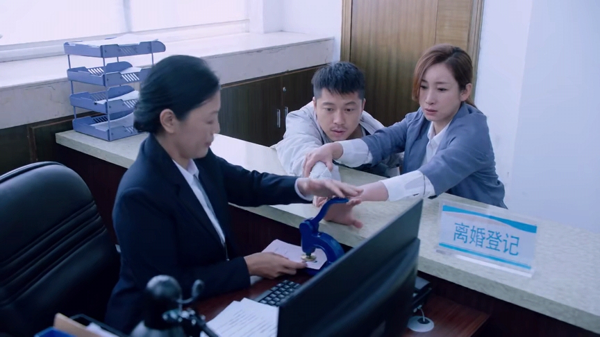 《亲爱的，你在哪里》何雪琳为啥一定要离婚？原因很自私，太气人