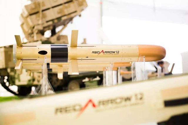 特朗普有点慌了！中国版标枪实现开门红，破甲深度可达1000毫米