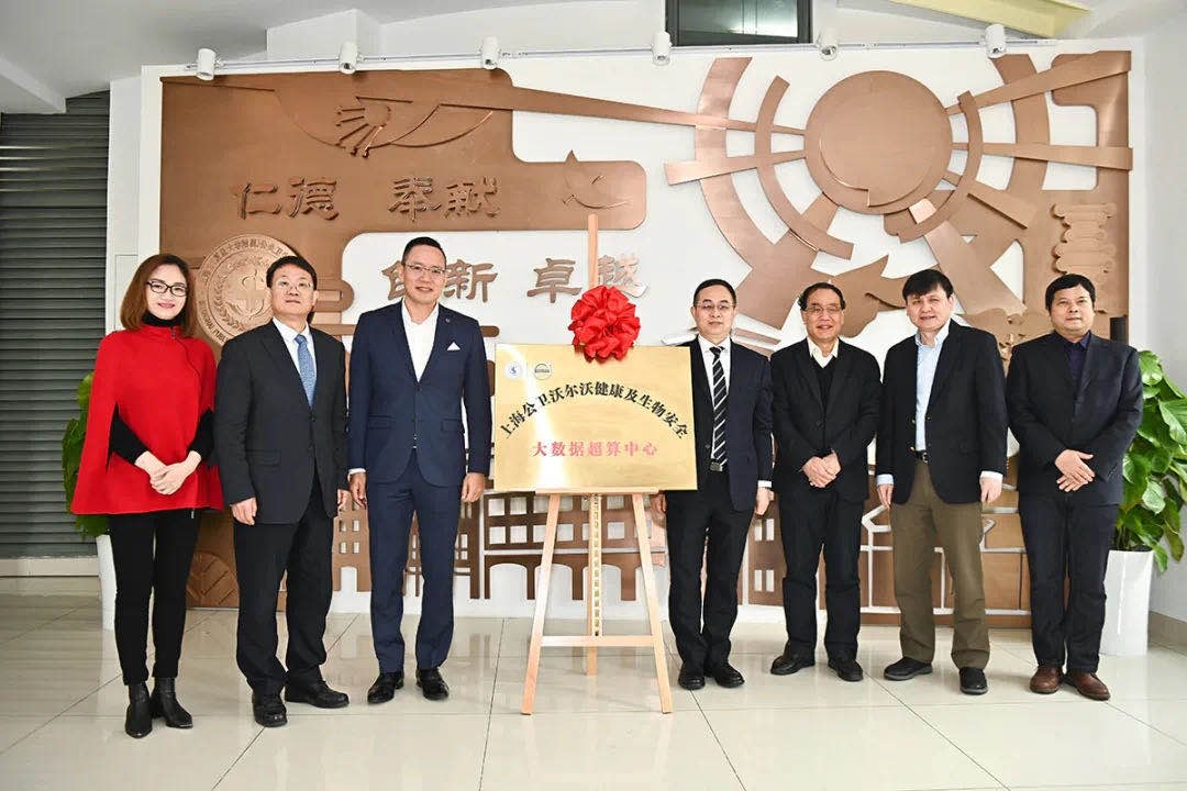 敬抗疫精神 颂爱与生命 沃尔沃公益专场演出《逆行者》在沪上演