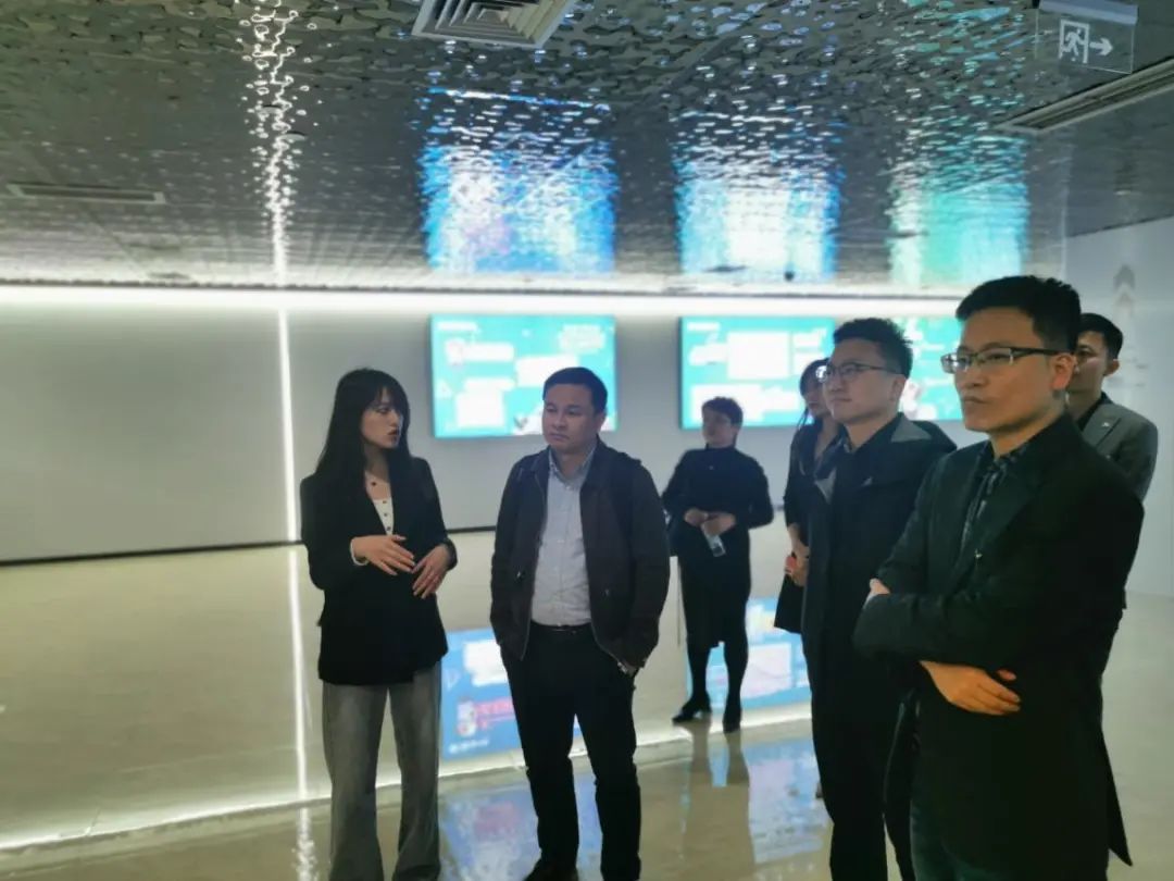 西南大学经济管理学院副院长罗超平一行莅临园区