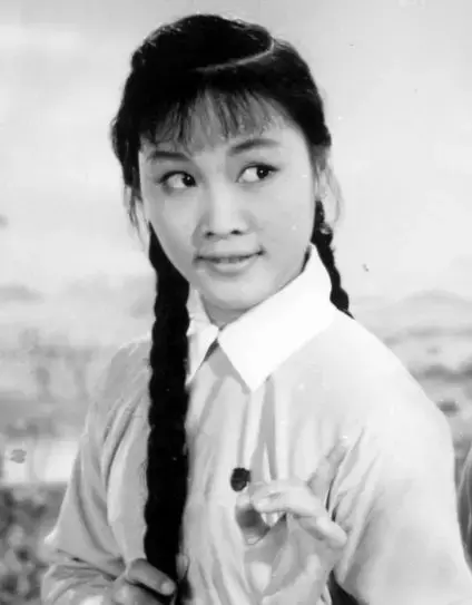 年轻的李谷一有多美?来看一下吧,真的美