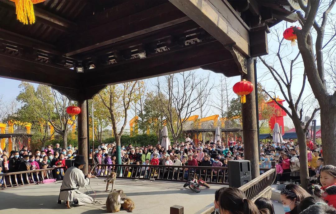 两天假期哪里玩？启封故园嗨翻天