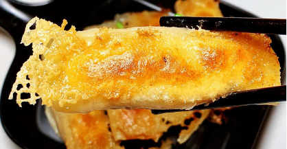 Teach you three kinds of pot stickers!  The stuffing is so thin and so delicious!  One learns
