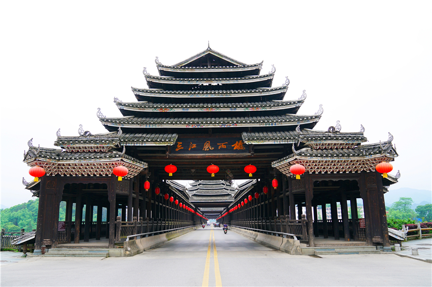 广西柳州这个县城拥有108座风雨桥,最长的383米,投资5000万建成