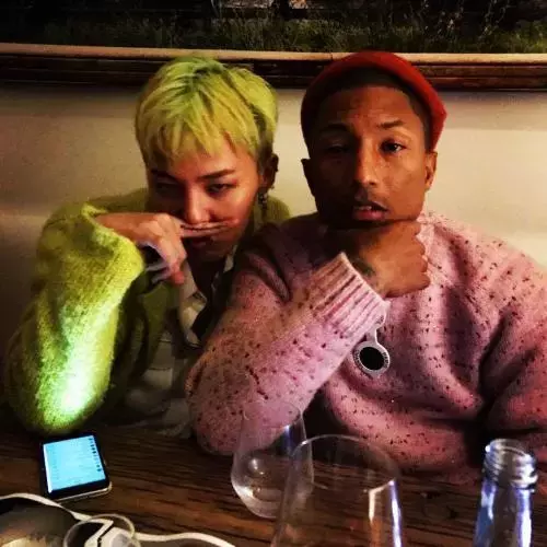 拿下chanel多个“史无前例”的菲董,在带货能力上真的不输kanye