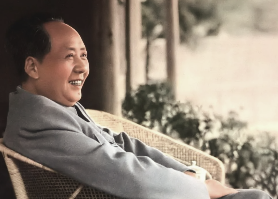 毛主席来到涿县，守城士兵大喊：没领导命令，毛主席来了也不开门