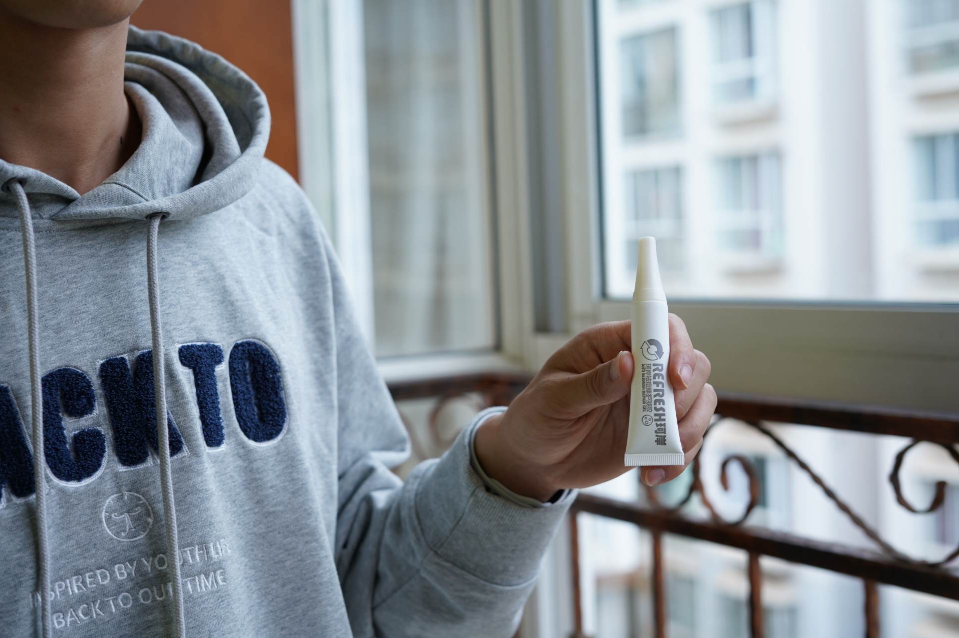 祛痘凝胶是真有用还是另类花样作死 珂岸祛痘凝胶带来科技祛痘法