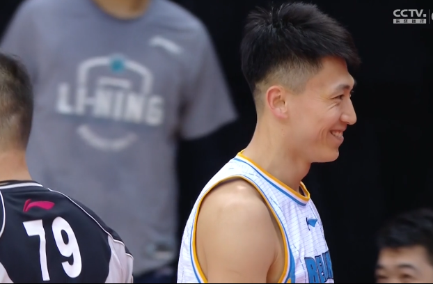 Xu Jie falls down, Du Runwang bumps by genu from, liu Xiaoyu laugh, du Feng receives 2 bad newses repeatedly